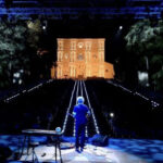 Un momento in musica tra le volte millenarie della basilica di Collemaggio, trasformata in palcoscenico d’eccezione per un concerto dei Cantieri dell’Immaginario.