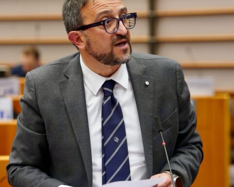 Il sindaco dell’Aquila Pierluigi Biondi