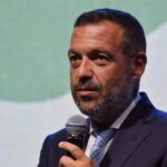 il presidente del consiglio regionale Lorenzo sospiri