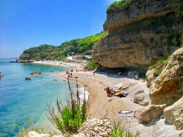 la spiaggia di ripari di giobbe tra le zone in cui h20 denuncia che è prevista cementificazione selvaggia