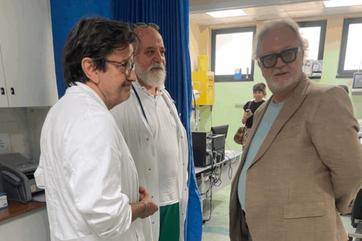 Il direttore generale della Asl risponde alle critiche del Pd: «Personale all’opera con professionalità, nessun taglio ai servizi. Investiti 500mila euro per ridurre le liste d’attesa»