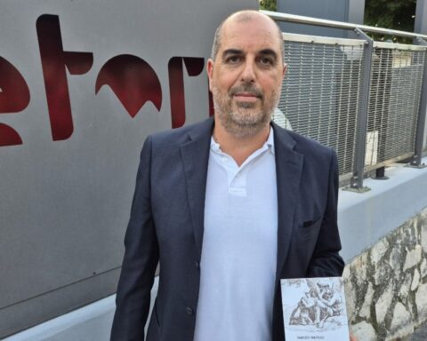 L'AUTORE DEL LIBRO PAPè CHE VERRà PRESENTATO A PRETORO