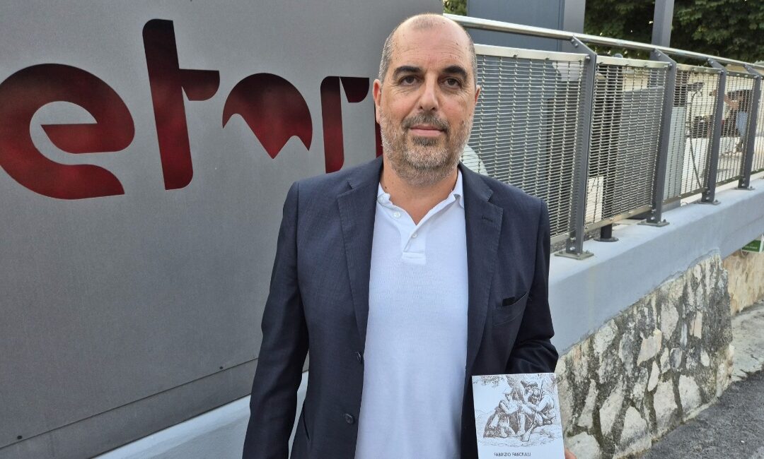 L'AUTORE DEL LIBRO PAPè CHE VERRà PRESENTATO A PRETORO
