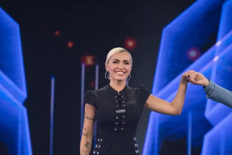 Serena Brancale attesa questa sera a Celano per il live gratuito in piazza IV Novembre