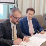 La firma delle convenzioni per il restauro della Torre civica e delle fontane monumentali: un passaggio ufficiale che segna l’avvio del cantiere entro l’autunno
