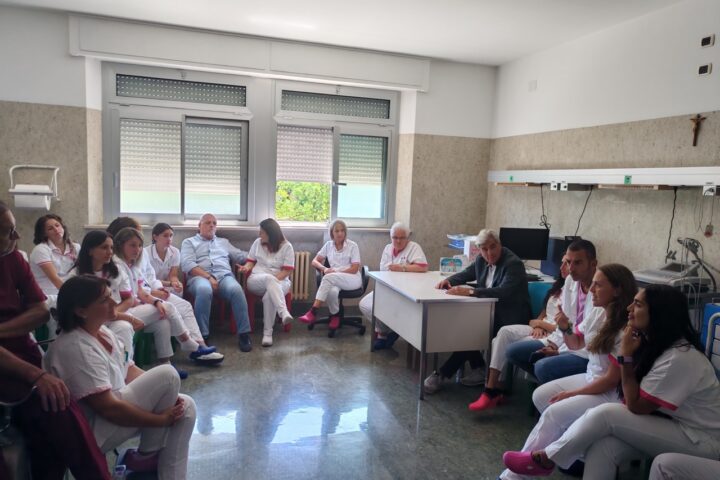 La direzione strategica ha incontrato i sanitari per rassicurare sul futuro dei reparti