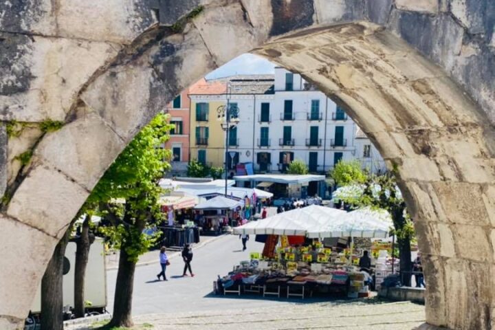 La Regione Abruzzo ha annunciato l’adesione al bando del MIMIT per il rilancio dei mercati rionali e delle fiere