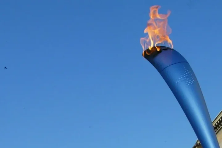 La fiamma olimpica di Milano-Cortina 2026 farà tappa all’Aquila il prossimo 3 gennaio