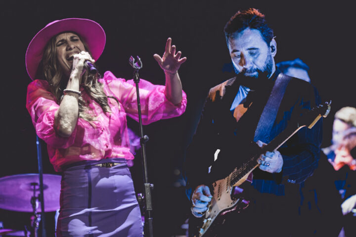 Nei prossimi giorni due grandi concerti gratuiti animeranno il lungomare e Viale Mazzini, tra spettacoli, dj set e degustazioni di birre artigianali: Tiromancino e Dirotta su cuba