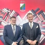 L’Assessore regionale Roberto Santangelo insieme al Ministro Giuli. Il Governo ha raddoppiato i fondi per le biblioteche e l'editoria
