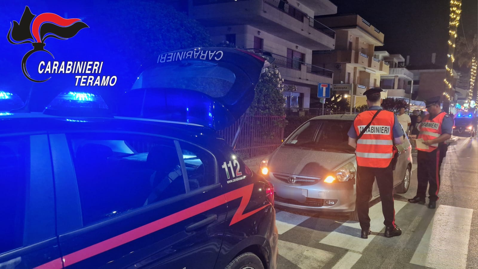 I carabinieri ricostruiscono una serie di episodi delle ultime settimane tra Alba Adriatica e Martinsicuro, riconducibili a due soggetti