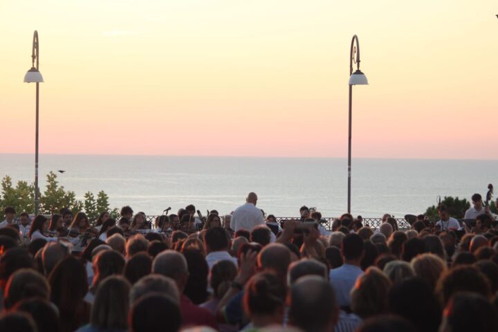 un'edizione passata del concerto all'alba di ortona