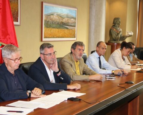Incontro tra Anci e Regione Abruzzo.FSC: la Regione Abruzzo anticiperà le risorse ai Comuni senza disponibilità di cassa e previa presentazione di fattura