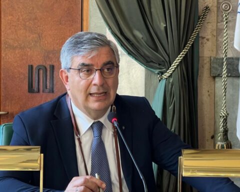A14, il senatore PD Luciano D’Alfonso interviene sui problemi di percorrenza dell’autostrada nel tratto abruzzese