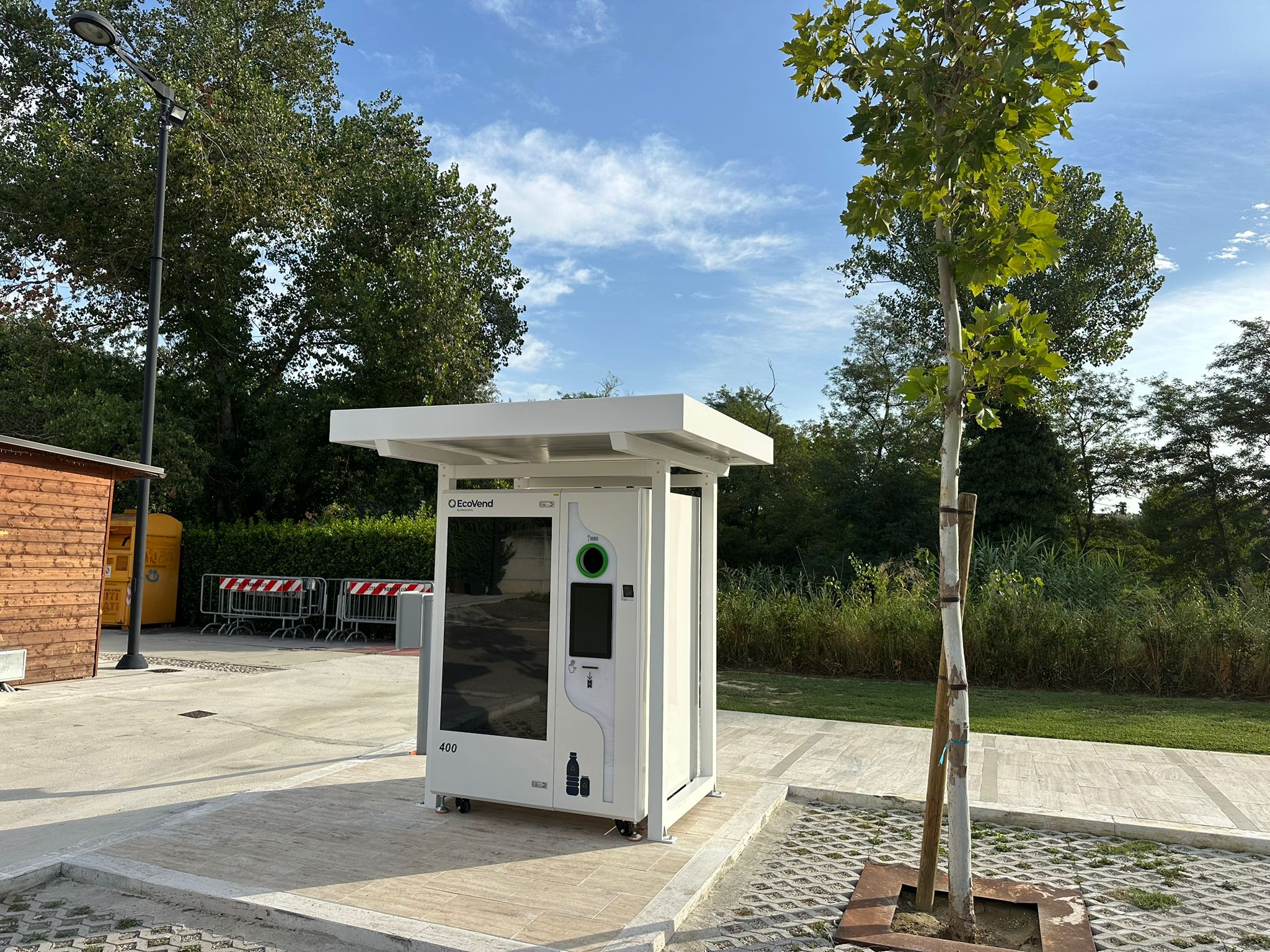 Installato a Manoppello un nuovo ecocompattatore