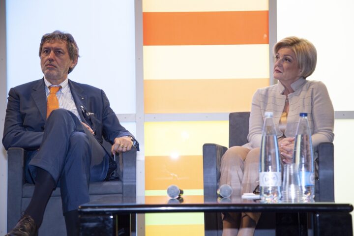 L’Aquila, Ministro Calderone all'incontro sul sociale parla della Legge di Bilancio 2026 ed elogia l'Abruzzo