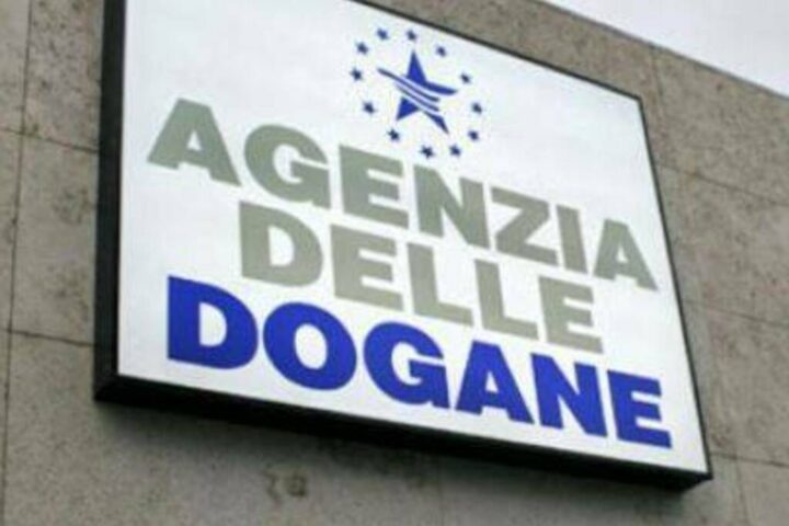 L’Aquila, opposizione all’attacco sullo spostamento dell’agenzia delle dogane