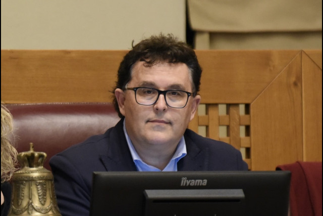 **Sanità regionale, sospesa la gara da 163 milioni per la manutenzione elettromedicale: Blasioli denuncia criticità, la Regione replica