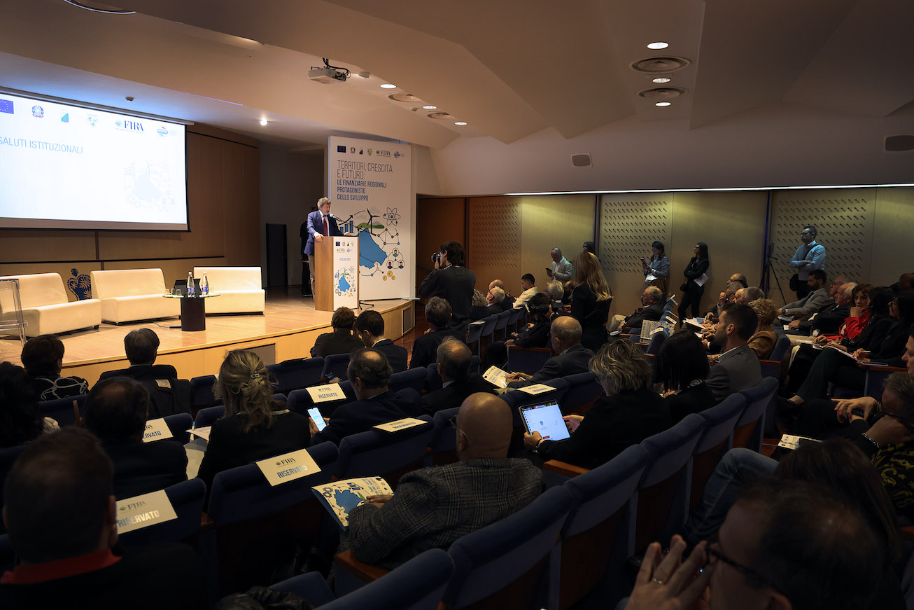 L’intervento dell’assessore Santangelo al convegno sulle finanziarie regionali organizzato da FIRA e Regione Abruzzo