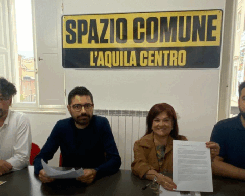 Esponenti del Partito democratico durante una conferenza stampa