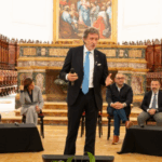 Momento del confronto istituzionale all’Abbazia di Santo Spirito al Morrone, durante la giornata di lavori promossa da Ersi Abruzzo sul futuro del servizio idrico integrato