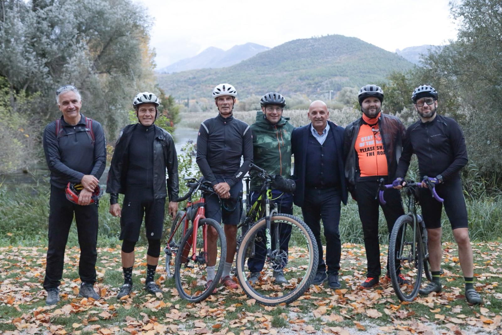 Press tour di quattro giorni per testare il percorso delle ciclovie della transumanza