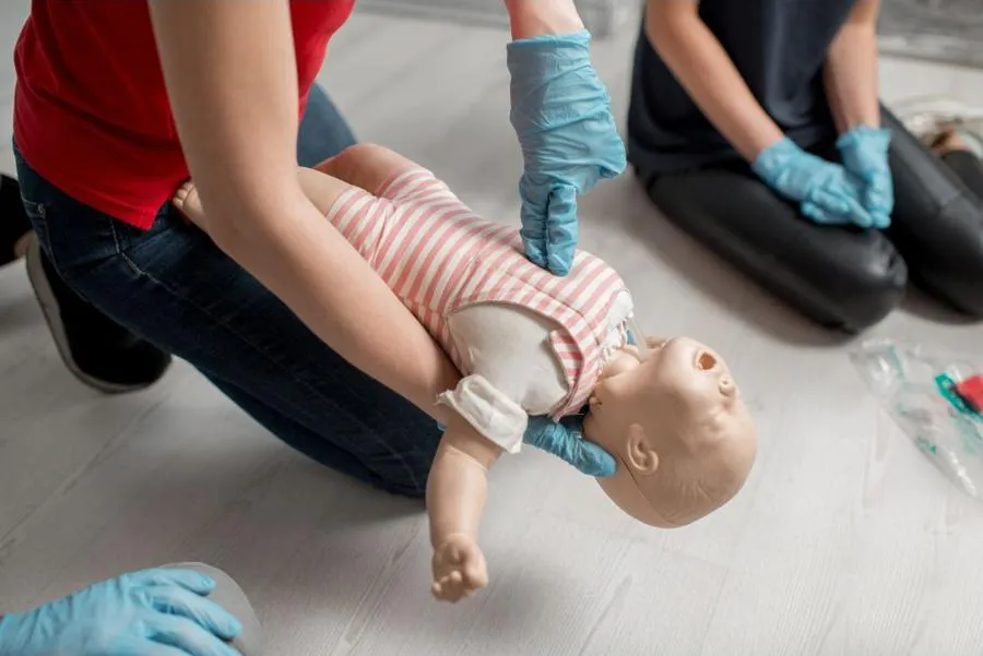 Domenica 12 ottobre i pediatri della Asl e gli istruttori Simeup insegneranno ai cittadini le manovre di disostruzione per affrontare i casi di soffocamento nei bambini