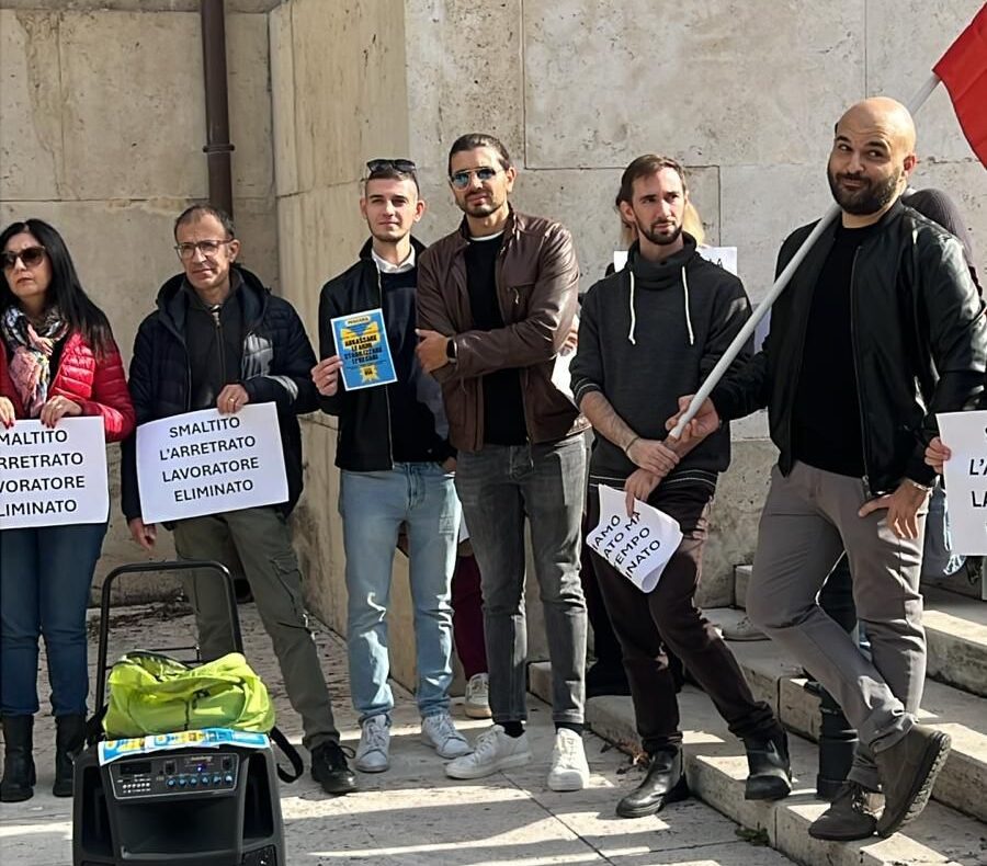 Manifestazione precari giustizia Pescara