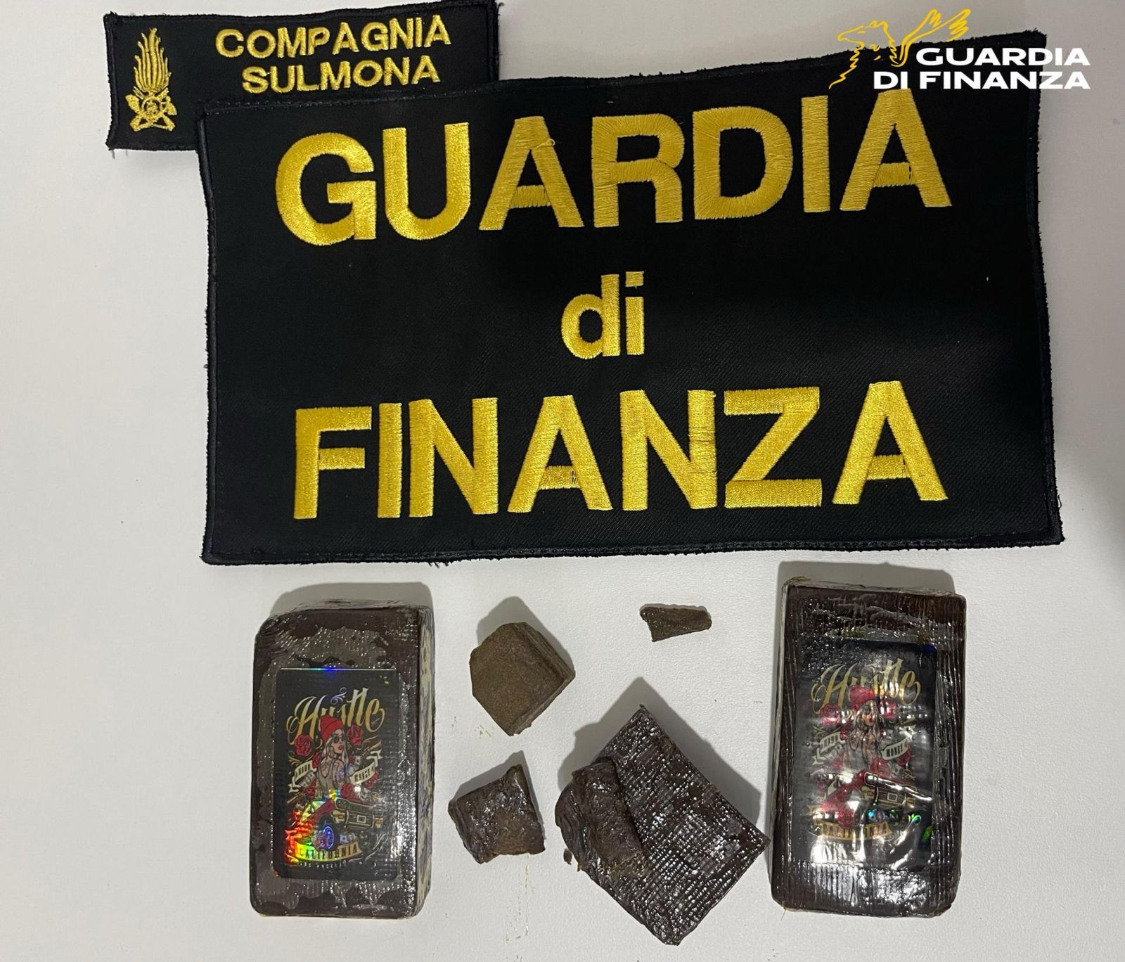 La Guardai di Finanza di Sulmona ha sequestrato 260 grammi di droga spedita dalla Spagna