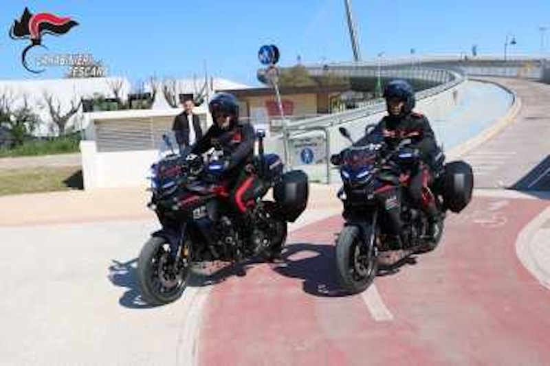 carabinieri in moto pescara