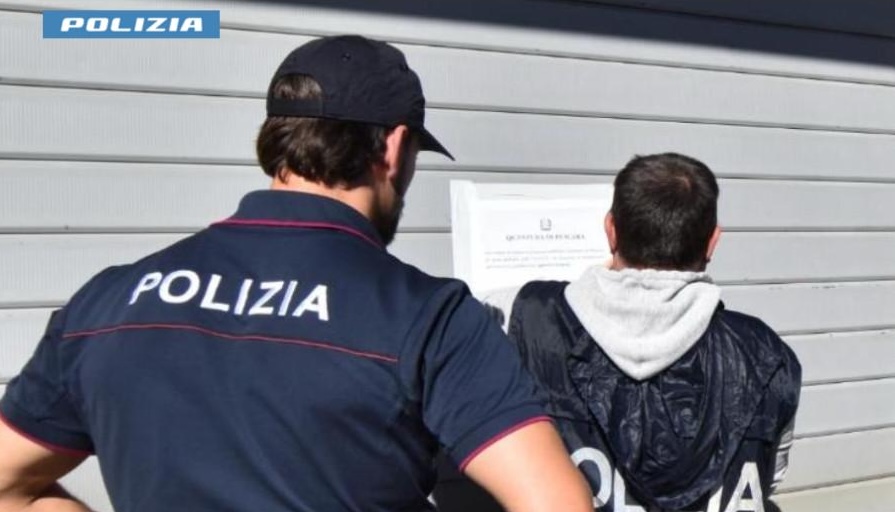 polizia chiude un bar a rancitelli