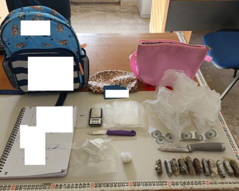 Montesilvano: arrestato 30enne ai domiciliari con droga nascosta in casa