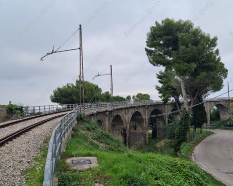 Il tracciato ferroviario della ex Sangritana diventerà una pista ciclabile. I lavori inizieranno entro l’autunno 2025