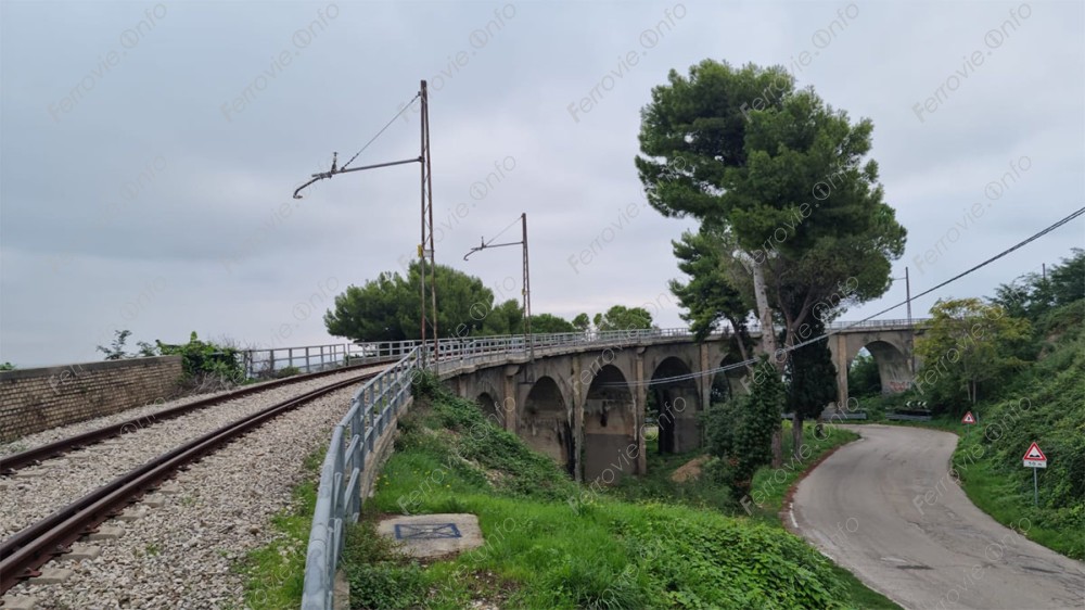 Il tracciato ferroviario della ex Sangritana diventerà una pista ciclabile. I lavori inizieranno entro l’autunno 2025