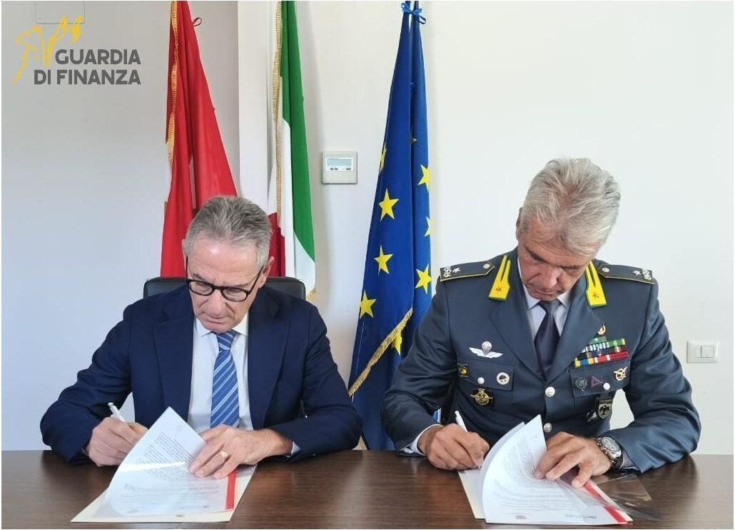 Il Direttore della Direzione Regionale Abruzzo dell’A.D.E., dott. Francesco Paolo Chimienti e il Comandante Regionale Abruzzo della Guardia di Finanza, Generale di Brigata Fabio Massimo Mendella, hanno siglato un accordo per il contrasto al mancato aggiornamento delle rendite catastali.