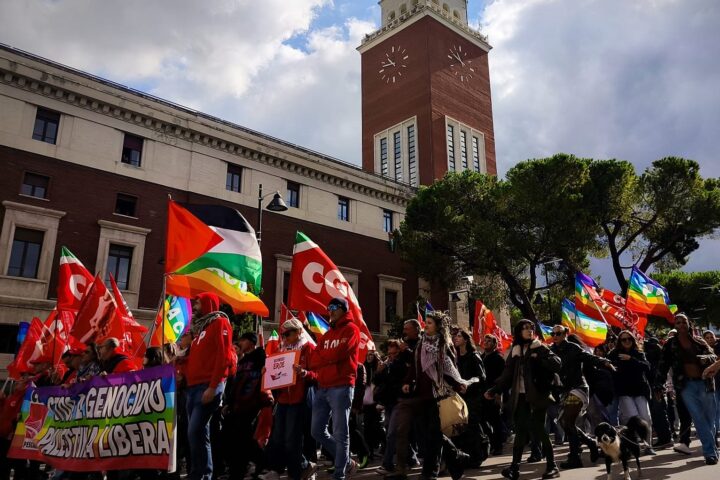Pescara, corteo per Flotilla: blocco improvviso dell’Asse Attrezzato, traffico paralizzato per mezz’ora