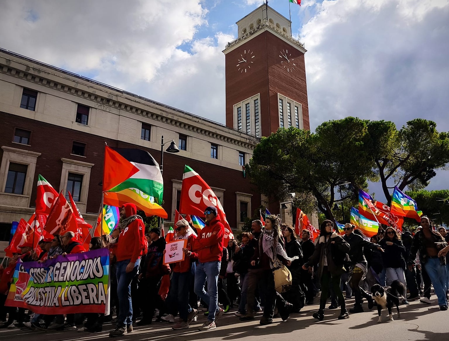 Pescara, corteo per Flotilla: blocco improvviso dell’Asse Attrezzato, traffico paralizzato per mezz’ora
