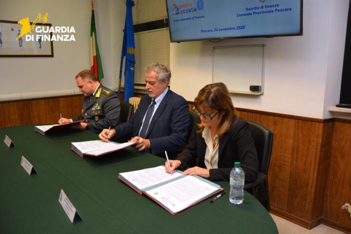 Pescara, rafforzata la rete istituzionale contro evasione e frodi fiscali: Procura, Agenzia delle Entrate e Finanza firmano un nuovo protocollo d’intesa