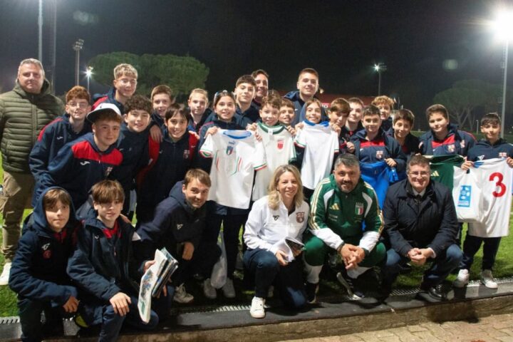 Gattuso incontra i giovani calciatori aquilani