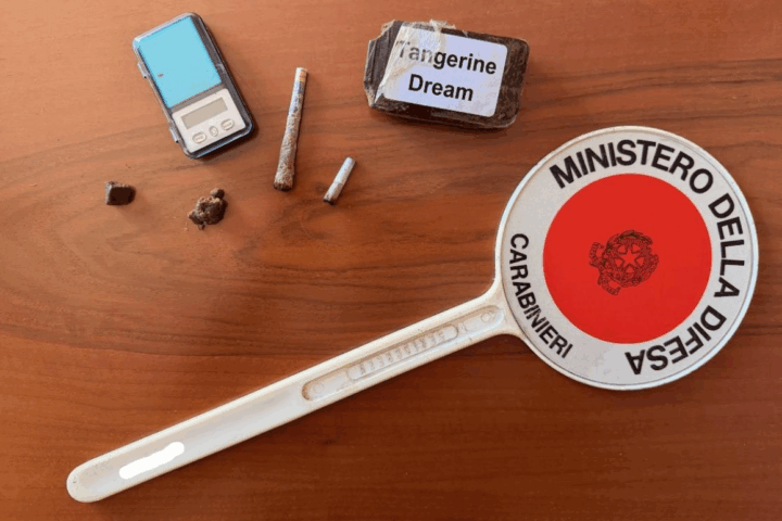 pescara sequestro hashish