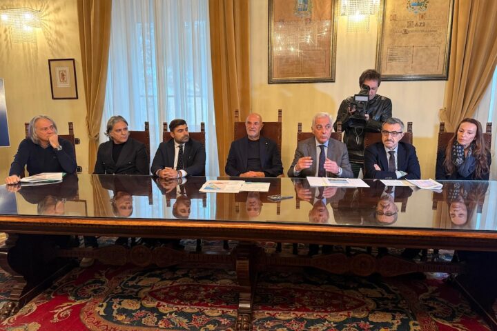 Raccolta porta a porta a Pescara: da gennaio 2026 raggiungerà tutto il centro