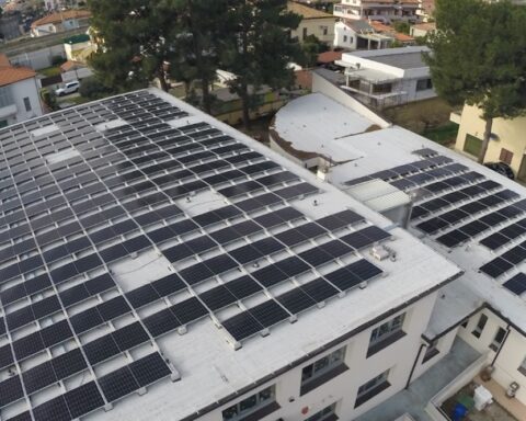 pannelli solari su edifici pubblici pescara