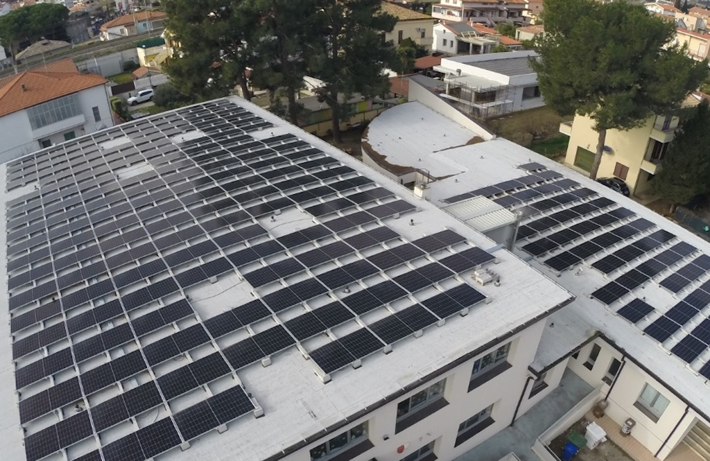 pannelli solari su edifici pubblici pescara