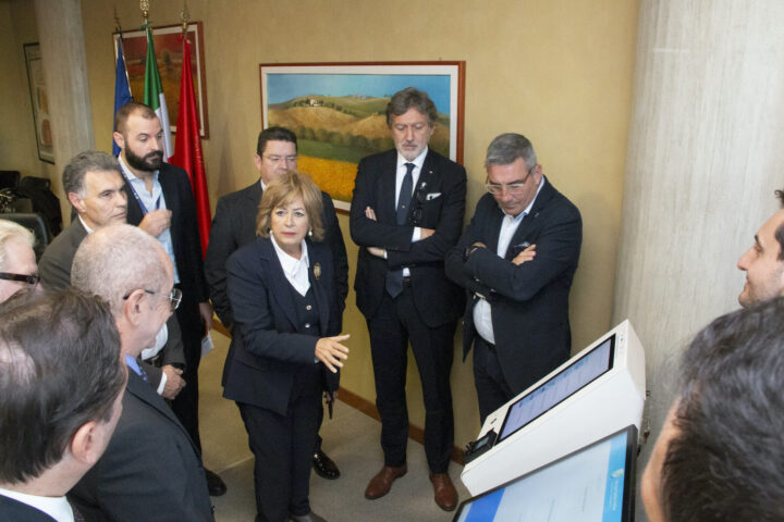 Sanità di prossimità: in Abruzzo strumenti digitali per semplificare l’accesso dei cittadini alle prestazioni sanitarie