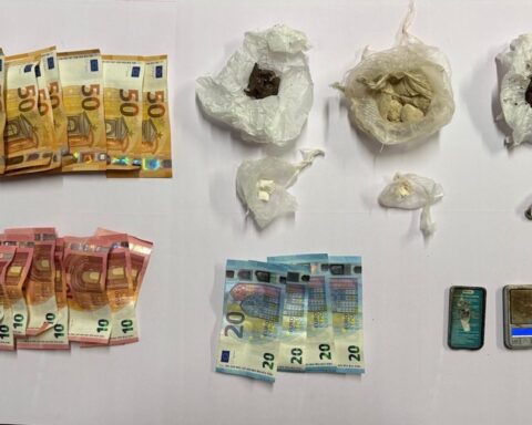 spaccio di droga pescara operazione della polizia di stato