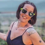 Laura Vietri, 32 anni, trovata senza vita in un laghetto in Val d’Aosta. L’autopsia ha accertato la morte per annegamento ed escluso segni di violenza, confermando l’ipotesi dell’incidente