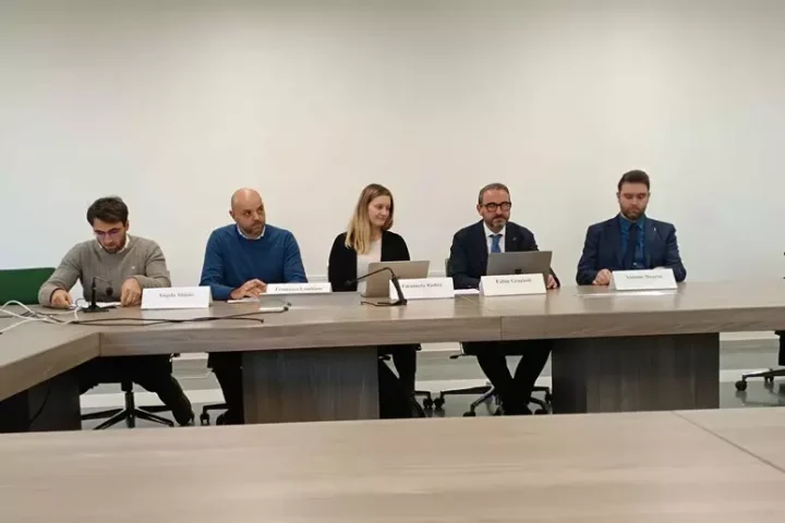 La conferenza di presentazione a Palazzo Camponeschi dei vertici Univaq per il finanziamento di tre progetti di ricerca