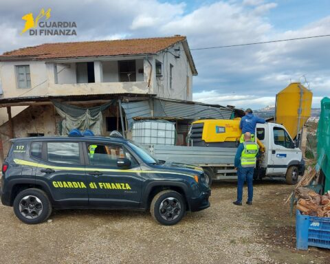 GdiF TERAMO: DONATO ALLA ASL DI TERAMO IL GASOLIO SEQUESTRATO