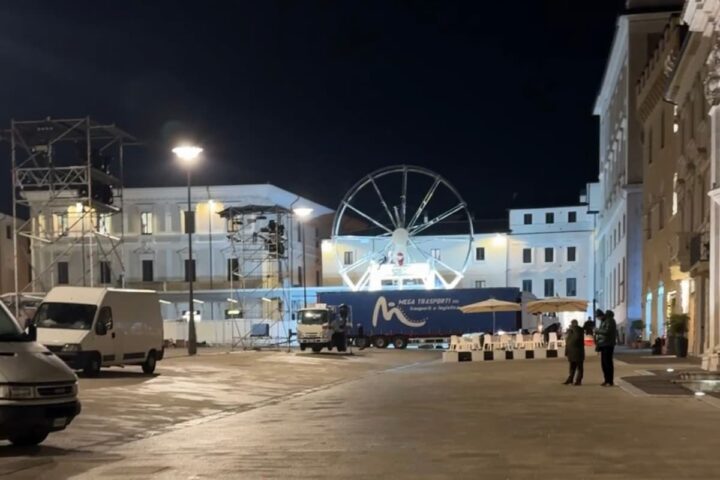 Albero natale Piazza Duomo