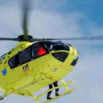 Elicottero impegnato nelle operazioni di soccorso in ambiente montano. Il mezzo è intervenuto nell’area di Champoluc a supporto delle ricerche e del recupero nel lago di Pilaz